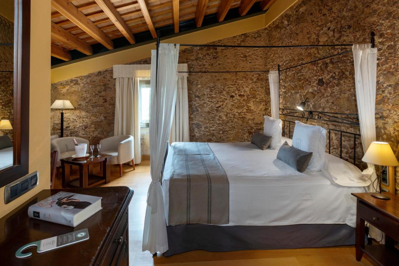 Es Portal Restaurant I Hotel Boutique - Adults Only Pals Εξωτερικό φωτογραφία