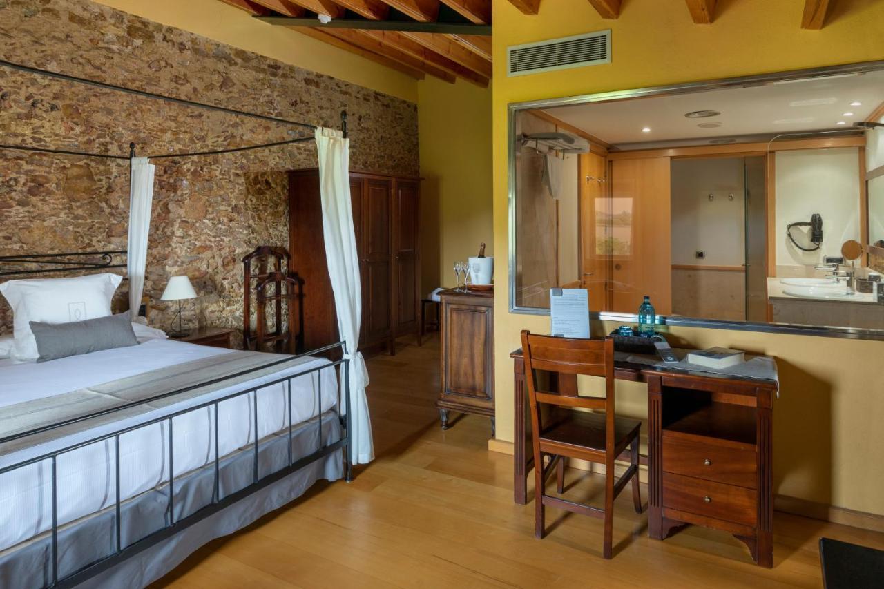 Es Portal Restaurant I Hotel Boutique - Adults Only Pals Εξωτερικό φωτογραφία