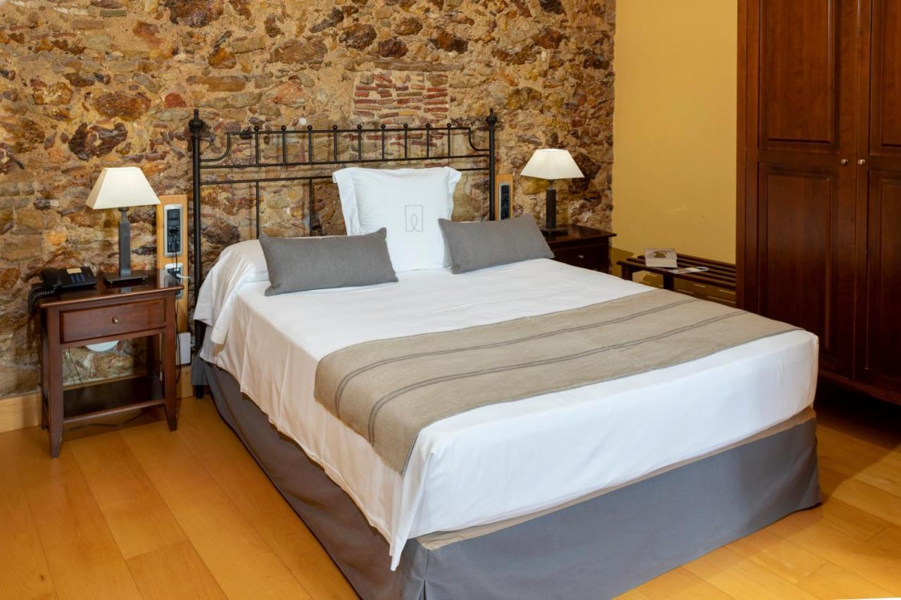Es Portal Restaurant I Hotel Boutique - Adults Only Pals Εξωτερικό φωτογραφία