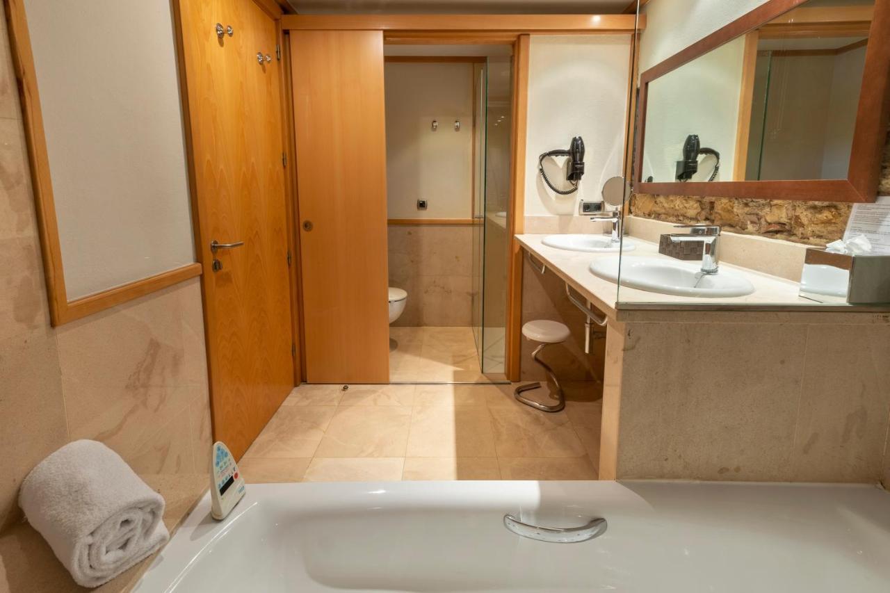 Es Portal Restaurant I Hotel Boutique - Adults Only Pals Εξωτερικό φωτογραφία