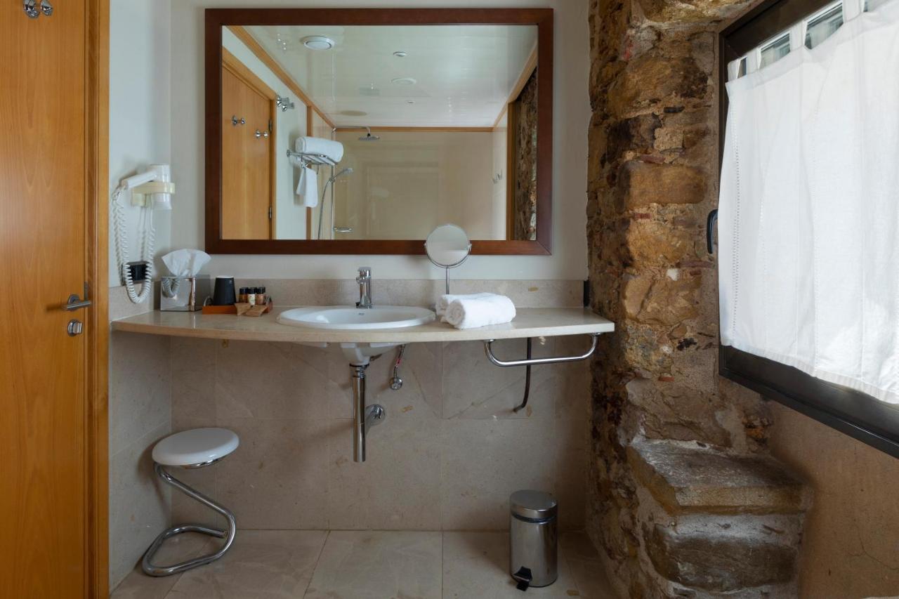 Es Portal Restaurant I Hotel Boutique - Adults Only Pals Εξωτερικό φωτογραφία